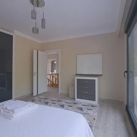 10 Person Exclusive In Antalya